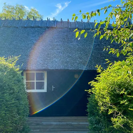 Cozy House By Sea In Hindbaerhytten * Fårevejle